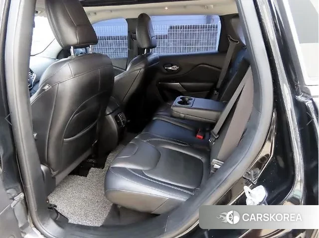 Jeep Cherokee (KL) id 3619164 из Кореи 16