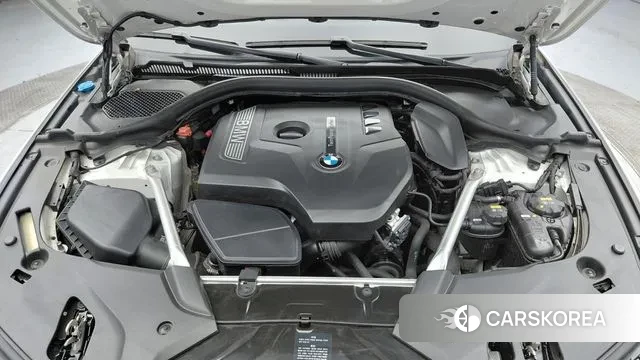 BMW 5 Series (G30) id 3270403 из Кореи 16