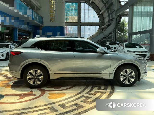 Buick E5 id 4240500 из Китая 18