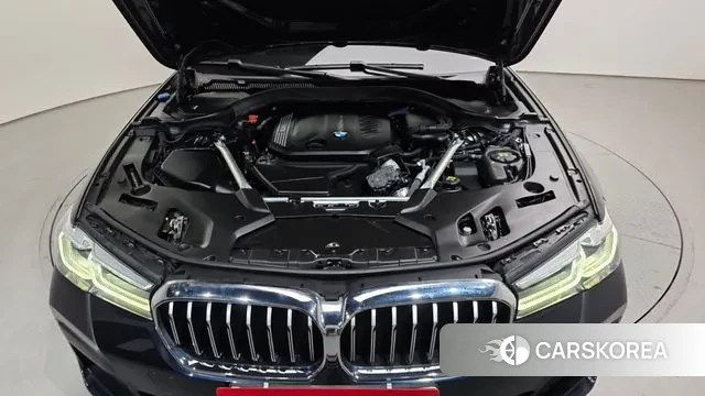 BMW 5 Series (G30) id 3448402 из Кореи 16