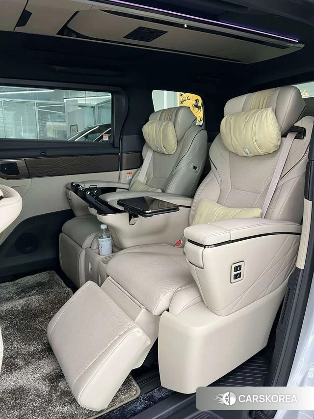 Toyota Elfa id 4239607 из Китая 7