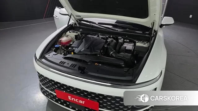 Hyundai Grandeur (GN7) id 3674520 из Кореи 16