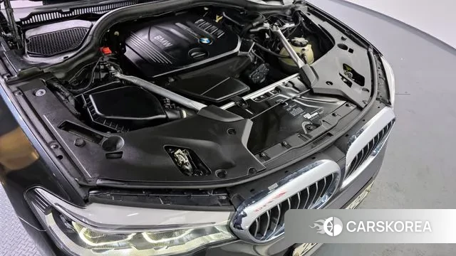 BMW 5 Series (G30) id 3583564 из Кореи 16