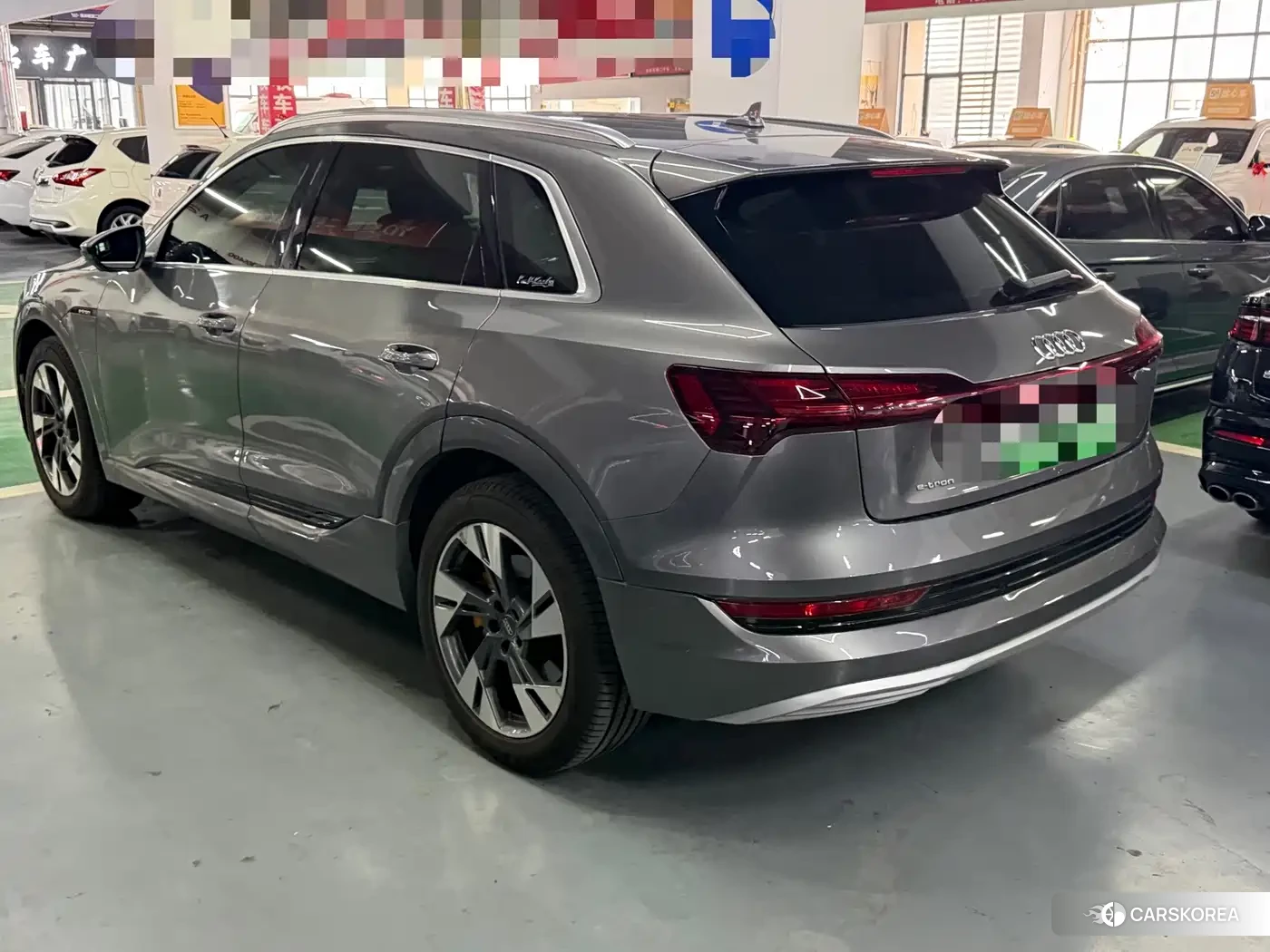 Audi e-tron 2020 Silver/gray из Китая, фото 6