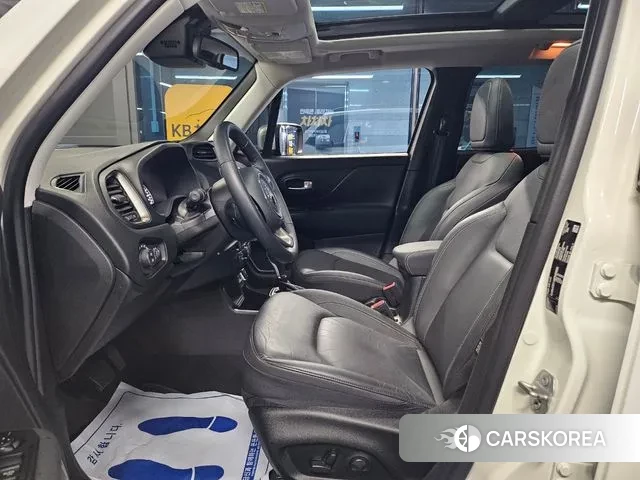 Jeep Renegade id 3242038 из Кореи 16