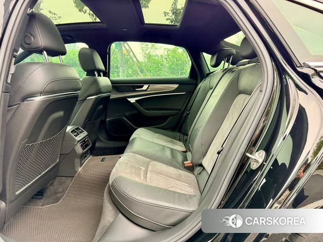 Audi A6L id 4300993 из Китая 19