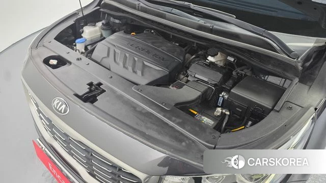 Kia The New Carnival id 4203428 из Кореи 16