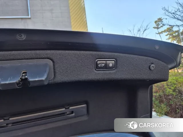 Genesis G90 id 3573597 из Кореи 13