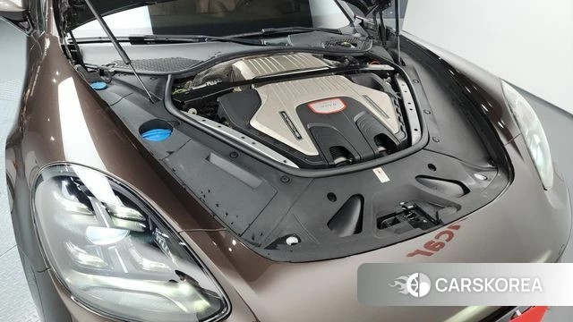 Porsche Panamera (971) id 3801235 из Кореи 16