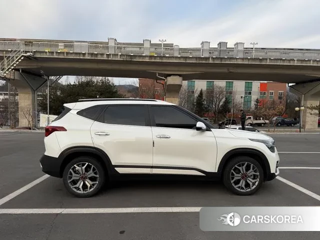 Kia Seltos id 3562624 из Кореи 16