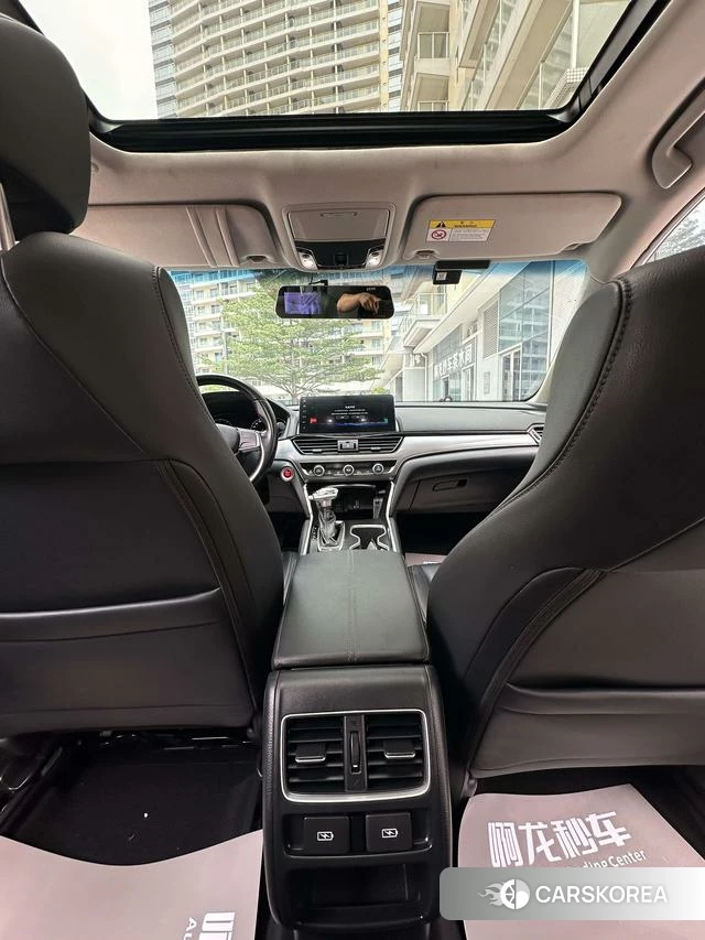 Honda Accord id 4290039 из Китая 21