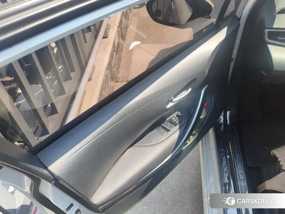 Toyota Corolla id 4570706 из Китая 12