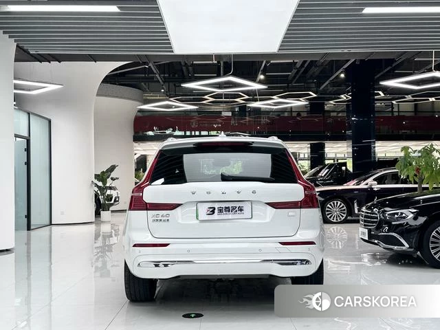 Volvo XC60 PHEV id 4213554 из Китая 14