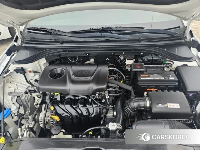 Hyundai Avante AD id 3399240 из Кореи 16