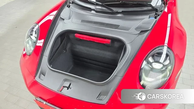 Porsche 911(992) id 2959602 из Кореи 16