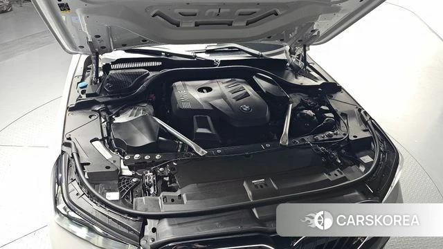 BMW 5 Series (G60) id 4499295 из Кореи 33
