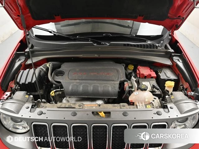 Jeep Renegade id 3879562 из Кореи 16