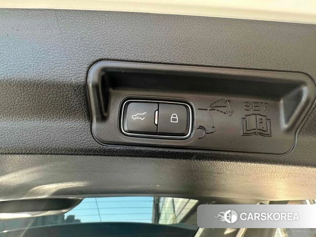 Ford Explorer 6th Generation id 4490472 из Кореи 11