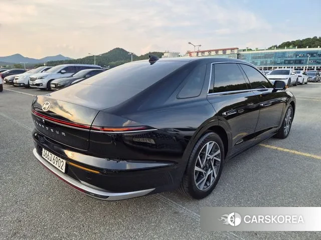 Hyundai Grandeur (GN7) id 3223120 из Кореи 16