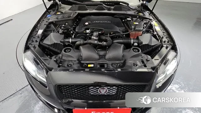 Jaguar All New XJ id 3325197 из Кореи 16