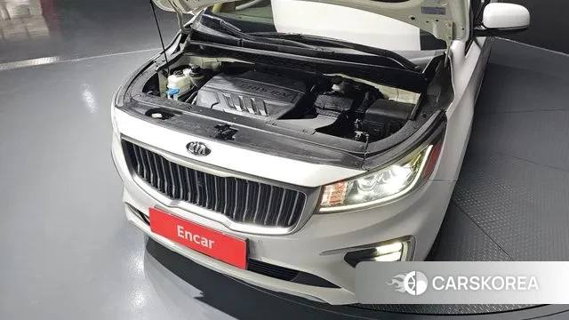 Kia The New Carnival id 3460148 из Кореи 16