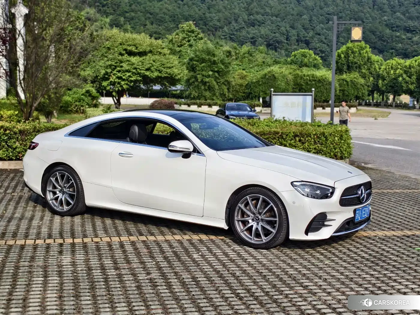 Mercedes-Benz E-Class id 4601944 из Китая 12