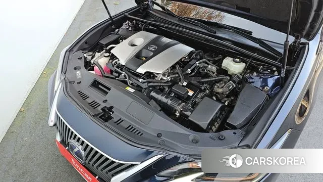 Lexus ES300h 7th generation id 3385012 из Кореи 16