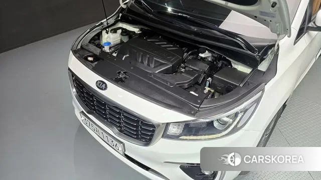 Kia The New Carnival id 3428999 из Кореи 16