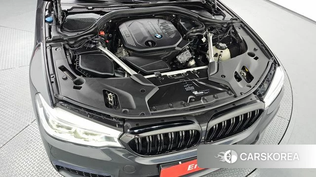 BMW 5 Series (G30) id 4496583 из Кореи 16