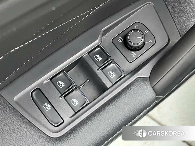 Volkswagen Tiguan L id 4272668 из Китая 24