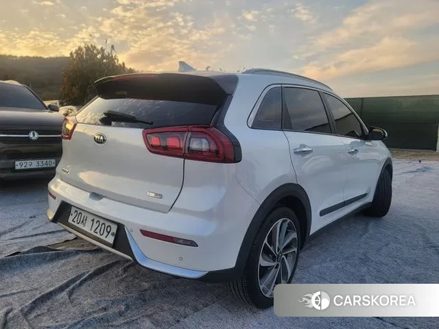 Kia Niro id 3368791 из Кореи 16
