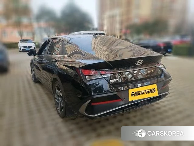 Hyundai Elantra 2025 Черный из Китая, фото 6