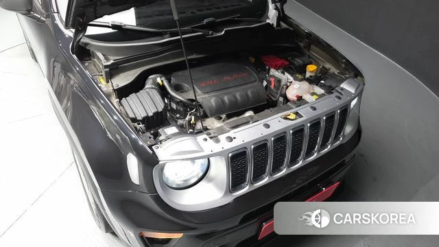 Jeep Renegade id 4603910 из Кореи 16