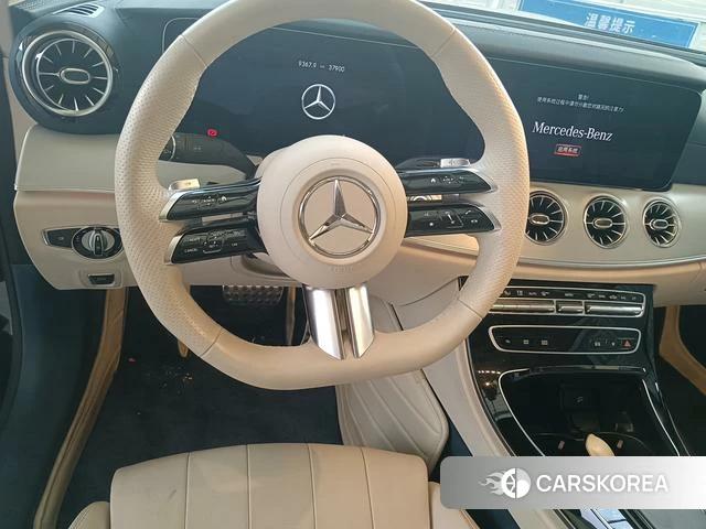 Mercedes-Benz E-class (imported) 2023 Зеленый из Китая, фото 6