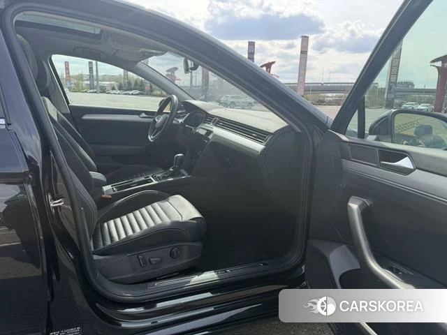 Volkswagen Magotan id 4263021 из Китая 16