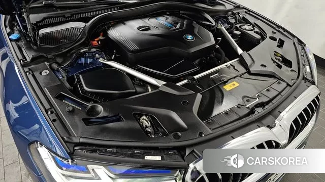 BMW 5 Series (G30) id 3616312 из Кореи 16