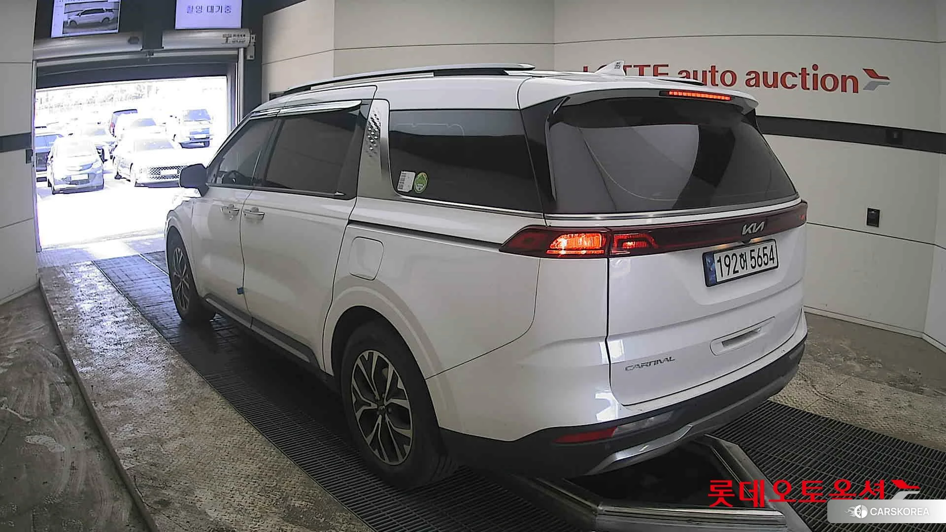 Kia Carnival id 3882082 из Кореи 34