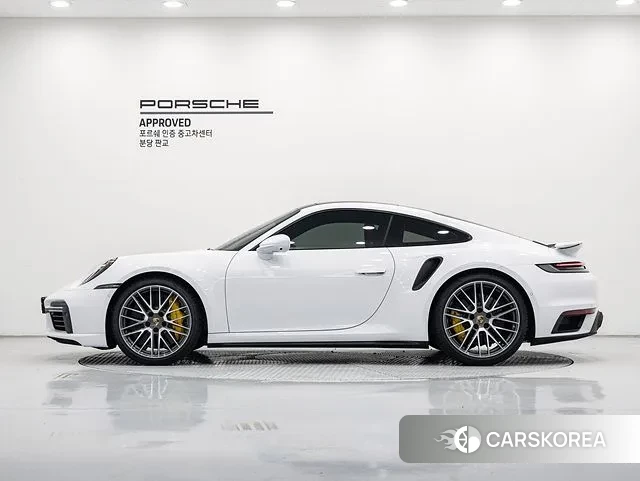 Porsche 911(992) id 3031548 из Кореи 16
