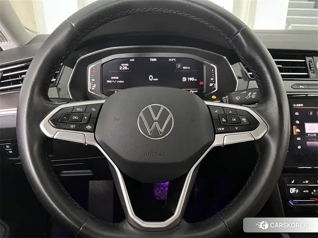 Volkswagen Magotan id 4514128 из Китая 12