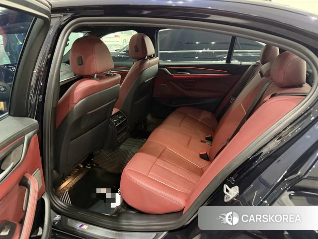 BMW 5 series 2021 Черный из Китая, фото 6