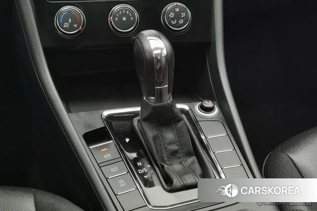 Volkswagen Bora id 4210276 из Китая 20