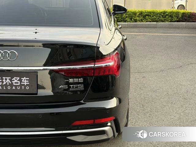 Audi A6L id 4313794 из Китая 16