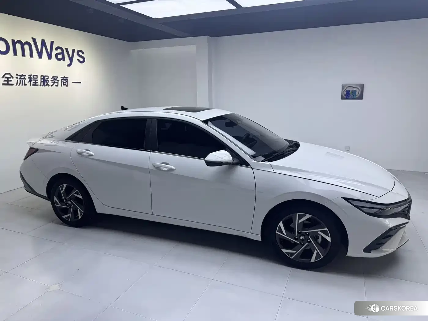 Hyundai Elantra id 4553629 из Китая 10