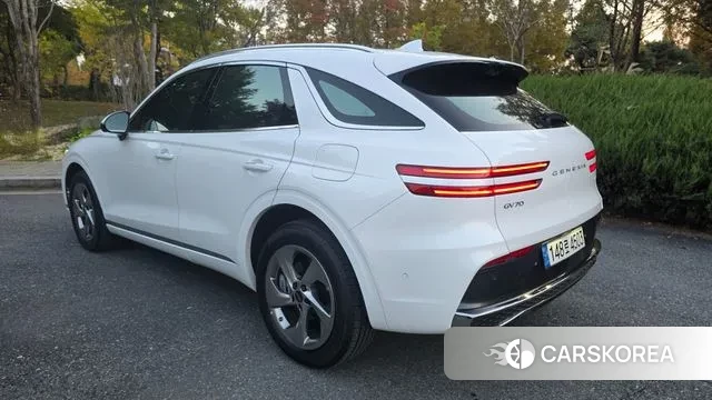 Genesis GV70 id 3299597 из Кореи 16