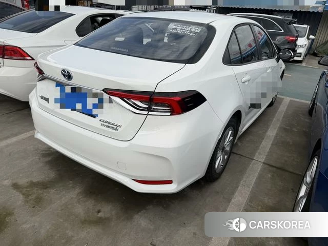Toyota Corolla 2023 Белый из Китая, фото 6