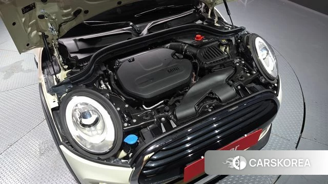 Mini Cooper D id 4677835 из Кореи 16