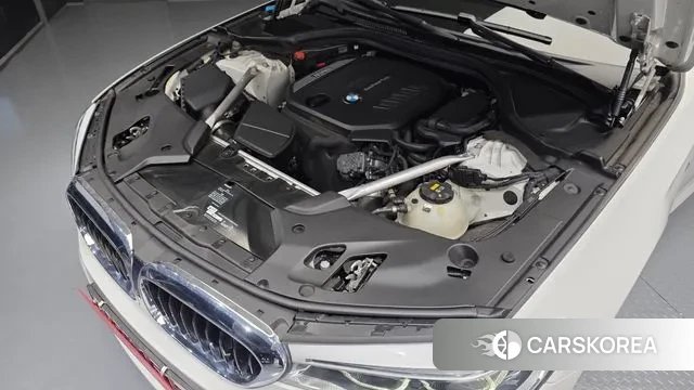 BMW 5 Series (G30) id 3307822 из Кореи 16