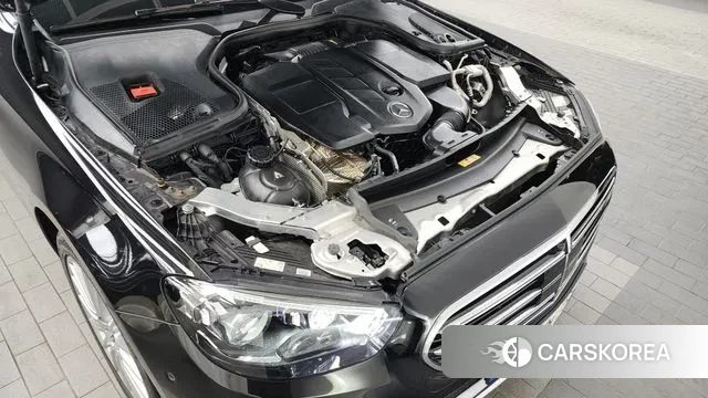 Mercedes-Benz E-Class W213 id 3513429 из Кореи 16