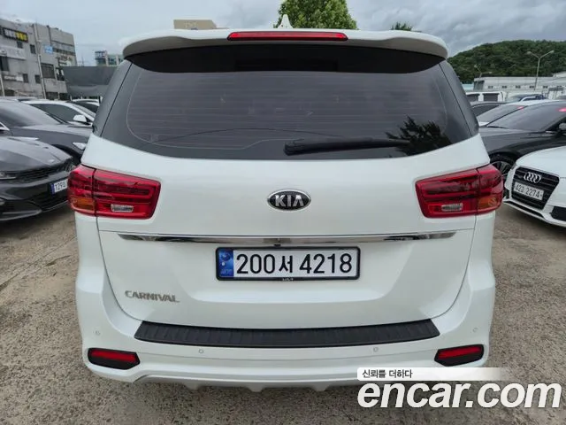 Kia The New Carnival id 2854961 из Кореи 14