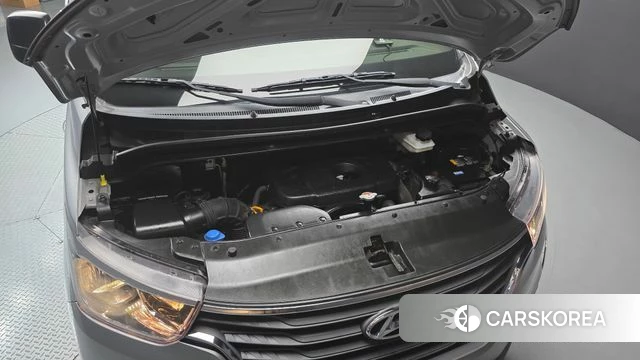 Hyundai The New Grand Starex id 4562236 из Кореи 26